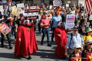 Tens of thousands marched through the streets of San Francisco, CA, on October 18, 2025, during a “No Kings” protest, one of more than 2,700 rallies nationwide opposing what organizers call President Donald Trump’s “authoritarian” agenda.